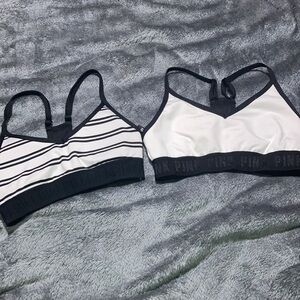 2 VS Pink sports bras 🖤